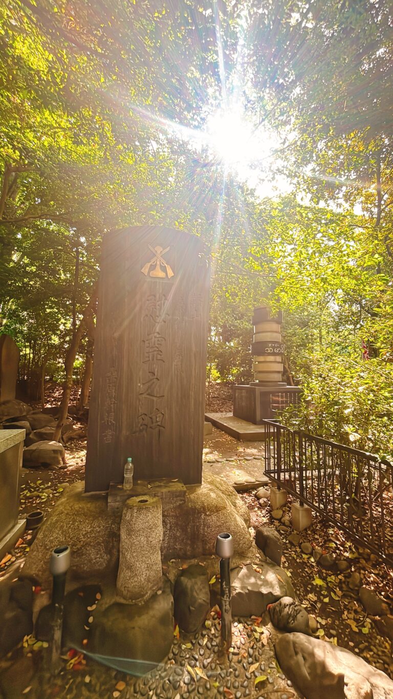 投稿についてもっと詳しく 【開催報告】4/26 愛知県護國神社 慰霊碑清掃＆歴史勉強会を開催
